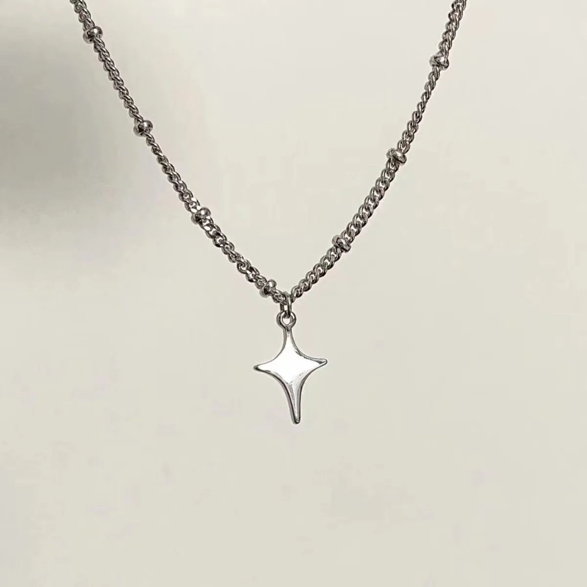 Star Hollow Necklace P