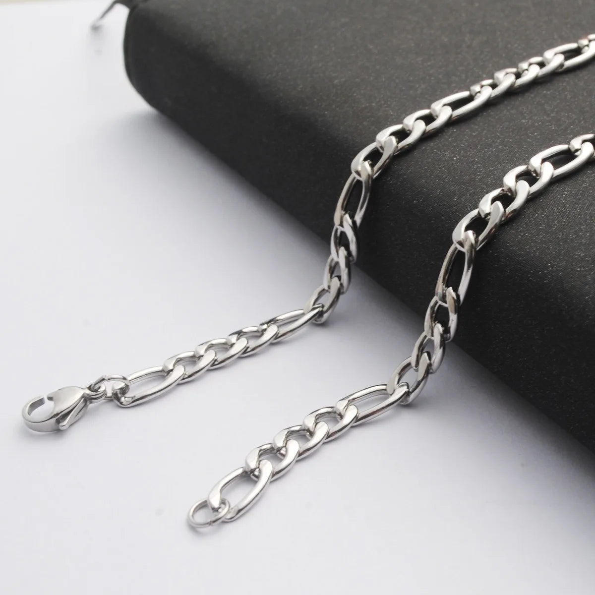 Figaro Chain