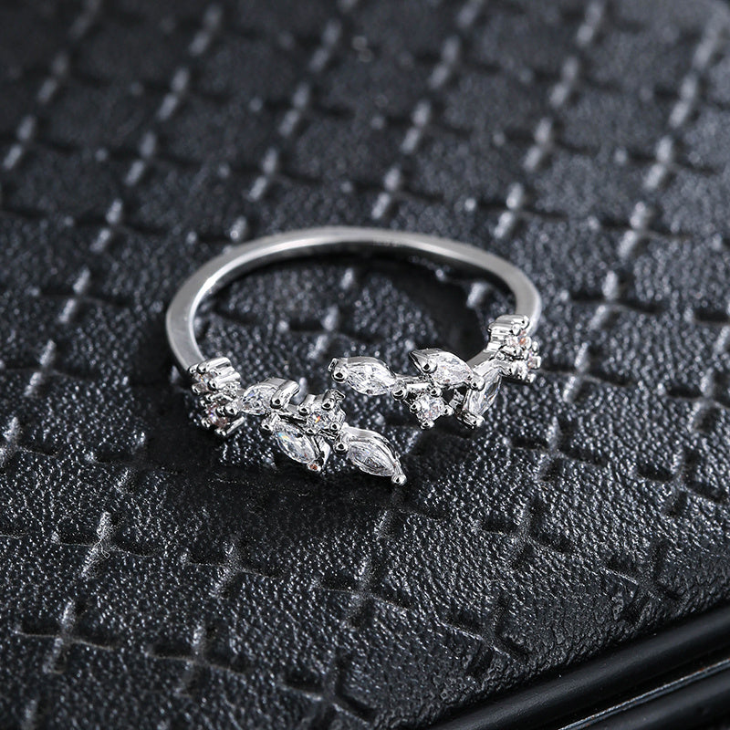 Leaf Design Ring