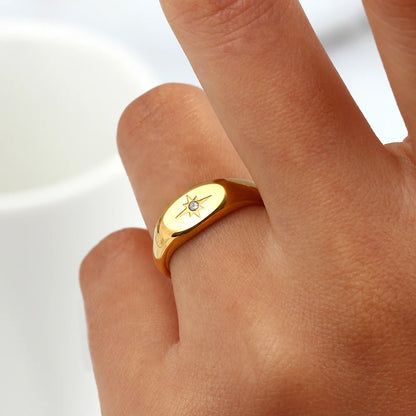Belle Paved Star Ring