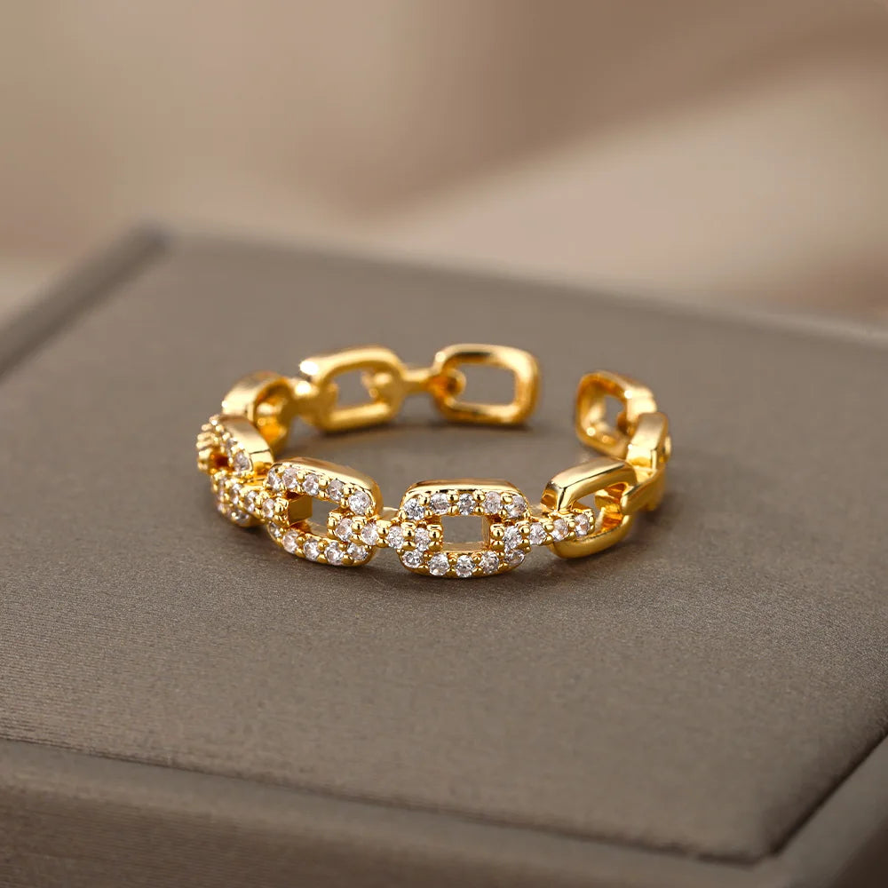 Twist Chain Open Rings