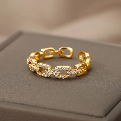 Twist Chain Open Rings