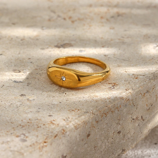 Belle Paved Star Ring